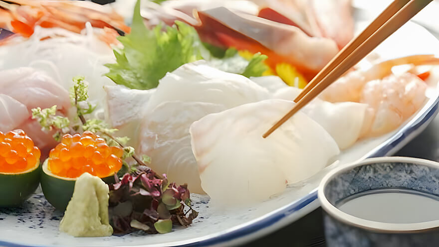 画像：海の幸をはじめ、お米・日本酒・野菜など多彩な食文化